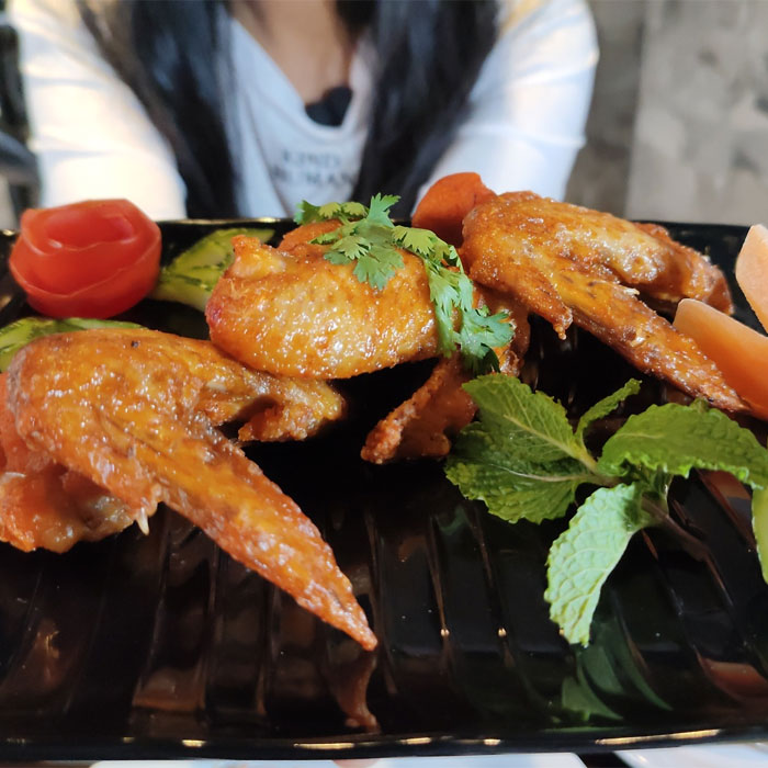 Fried chicken wings