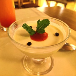 [M_11_15112022_16_05] Pannacotta Aux Fruits De Saison